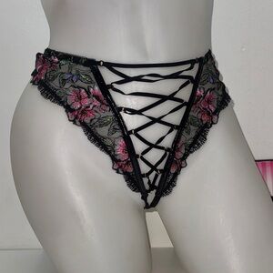 🔥Victoria's Secret Black and Pink Lace-Up Panty Sz XL NWT